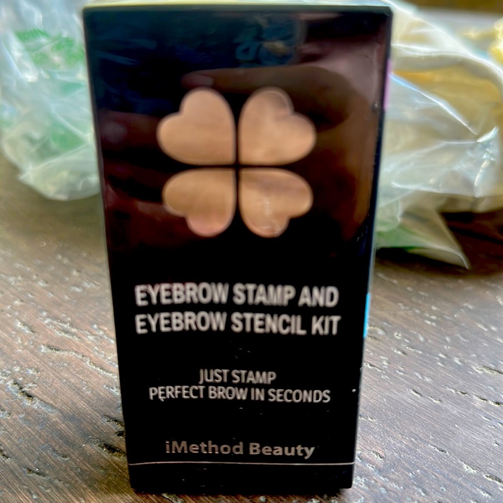 Imethod beauty eyebrow stamp and eyebrow stencil kit.  Color 05.  Black